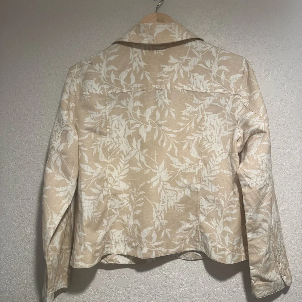 Croft & Barrow Beige Floral Linen and Cotton Blend Jacket